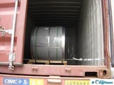 Cuộn inox khi dỡ container